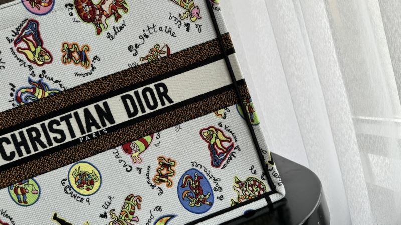 Christian Dior Shopping Bags